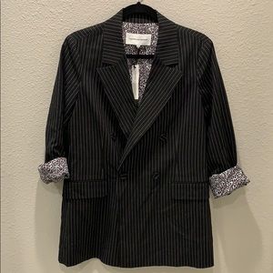 Cupcakes and Cashmere - size S Boyfriend Blazer